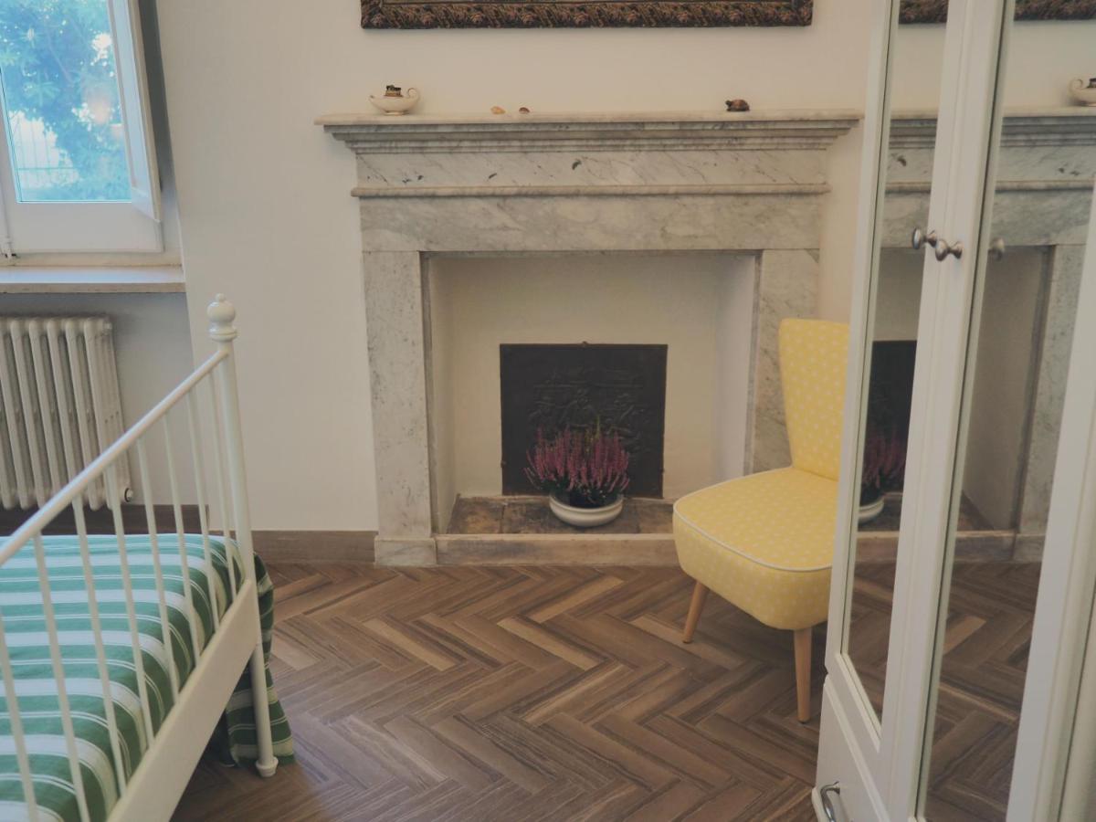 Villa Monti Colli del Tronto エクステリア 写真